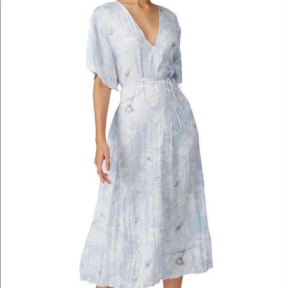 Vince Dresses & Skirts - Vince Painted Magnolia V-Neck Midi Dress